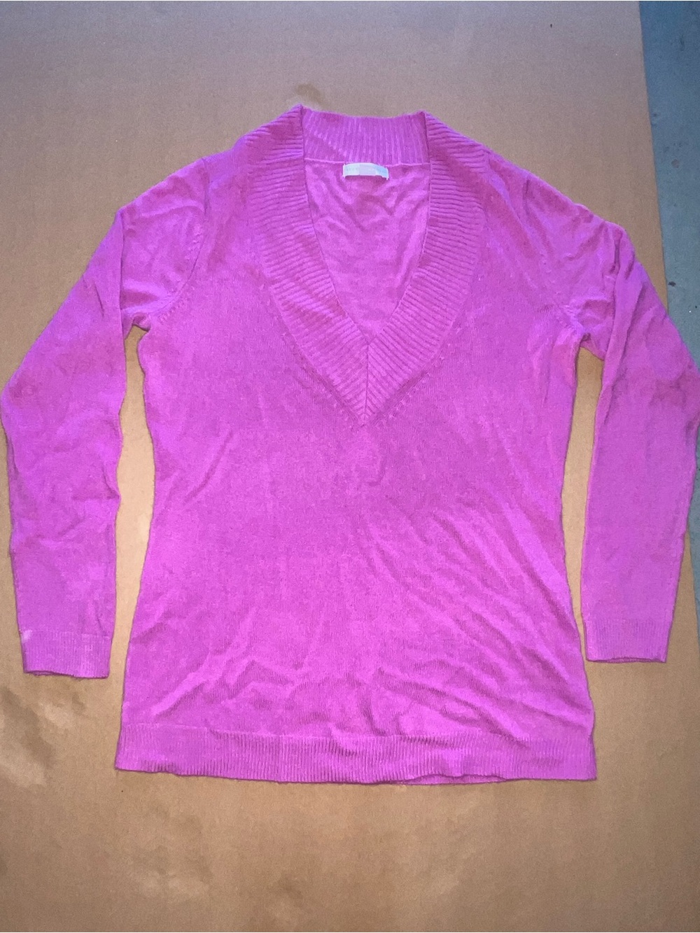 New York & Company Fuchsia V-Neck Long Sleeve Sweater
